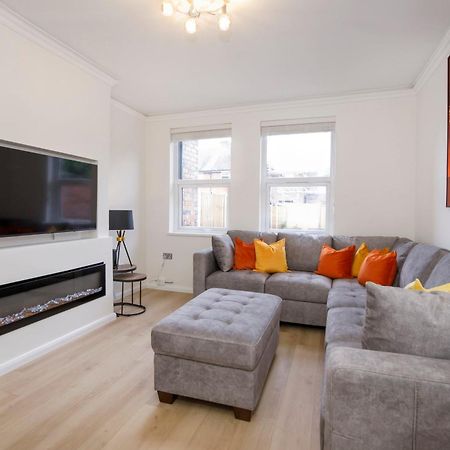 The Burton York 3 Bedroom House Sleeps 6 Eksteriør billede
