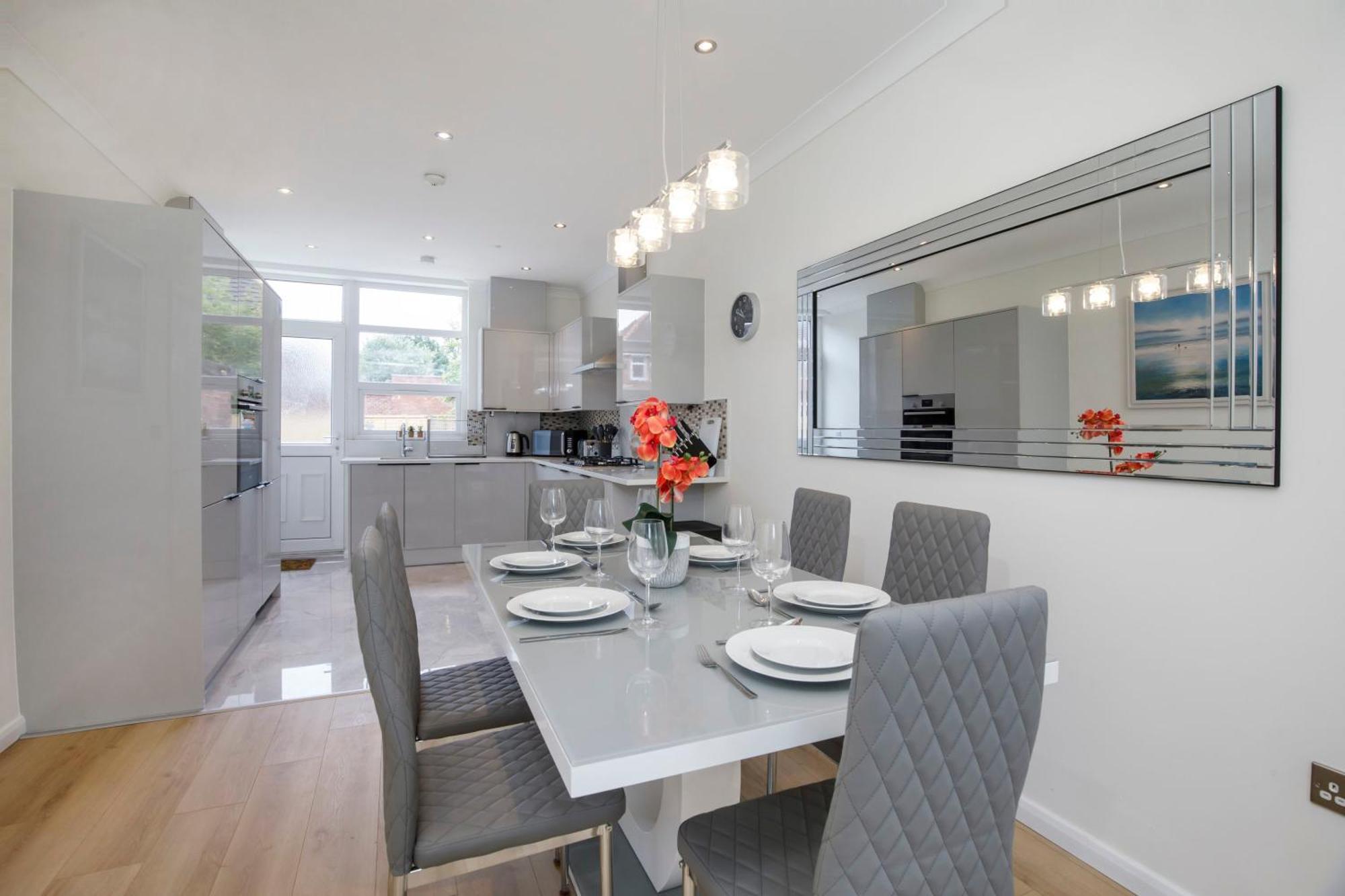 The Burton York 3 Bedroom House Sleeps 6 Eksteriør billede